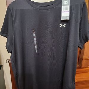 Underarmour women's loose fit heatgear tshirt